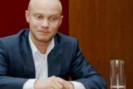 Хрусталеву не удалось забрать квартиру у Варнавы