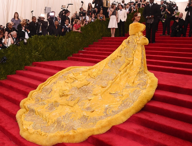 Самые смешные мемы на тему MET GALA 2021 (ФОТО)