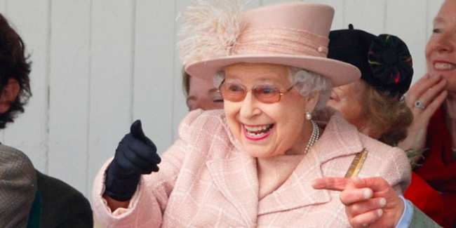 11 крутых фактов об английской королеве, которые вас поразят (ФОТО и ВИДЕО)
